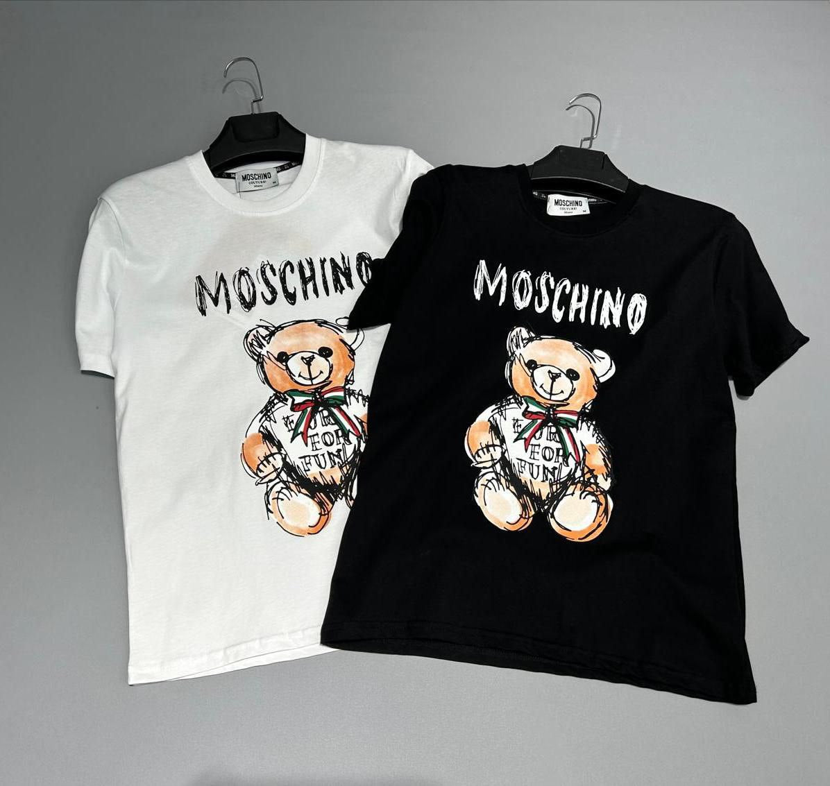 MOSCHINO T-shirt