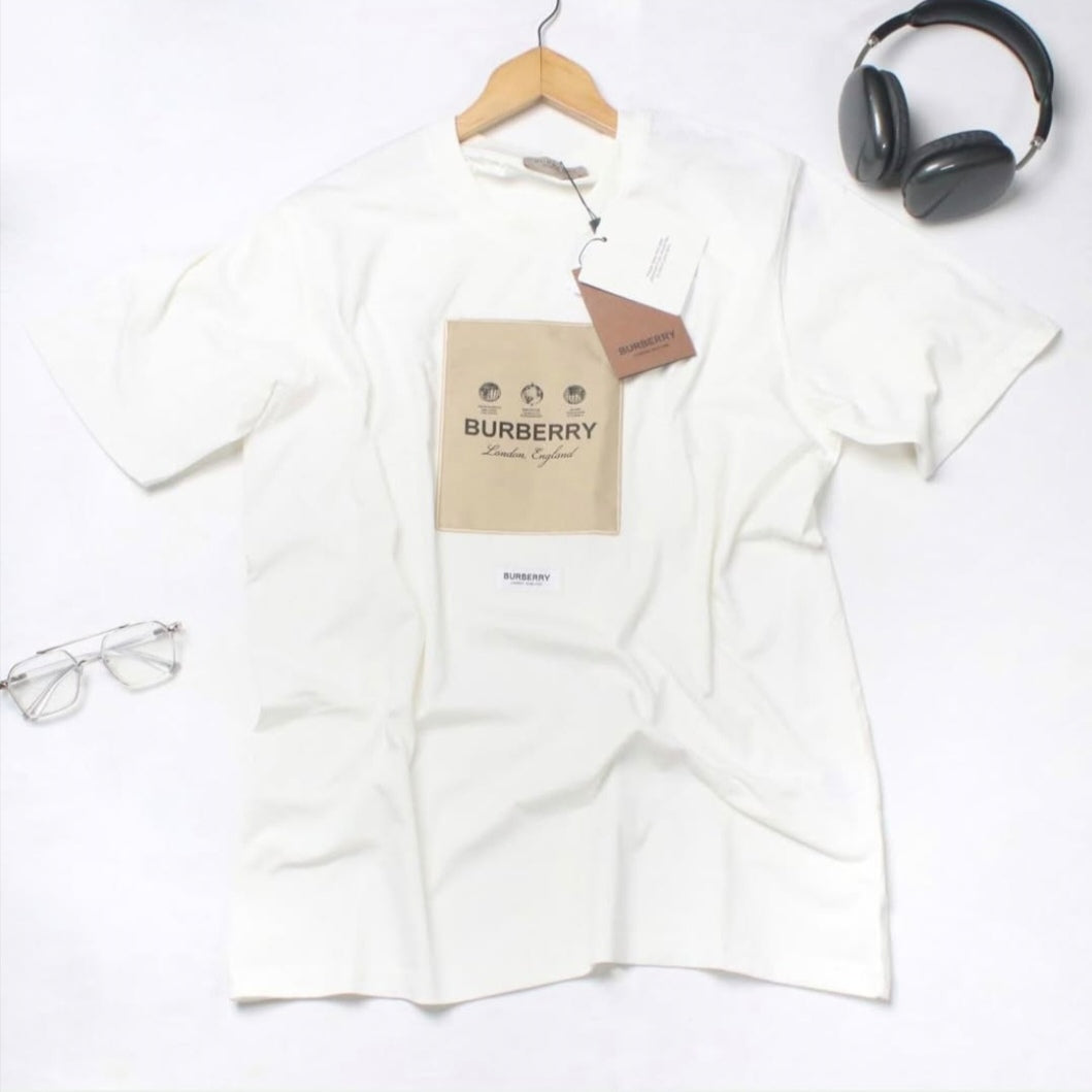 BURBERRY T-shirt