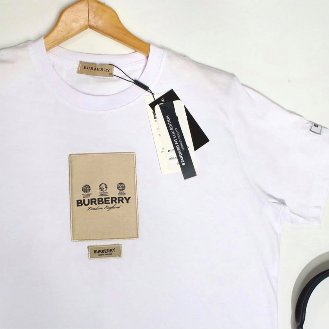 BURBERRY T-shirt