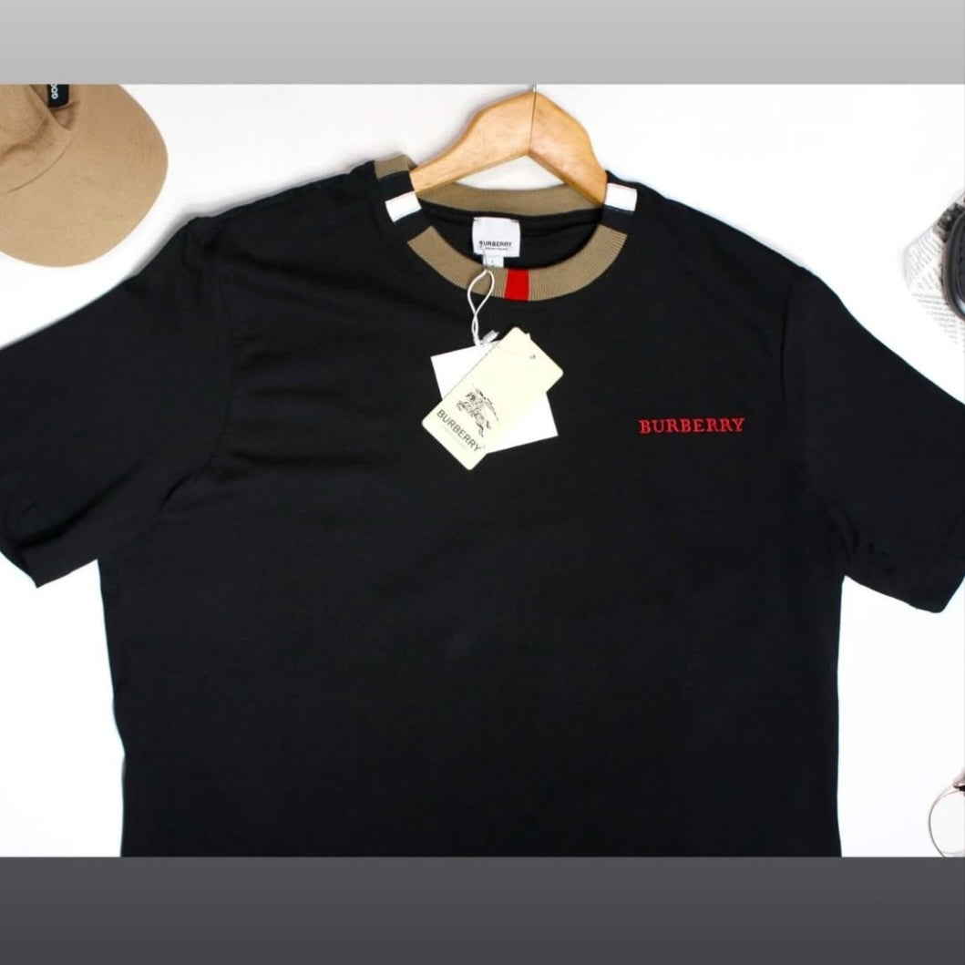 BURBERRY T-shirt